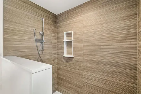 19 Lily Lane Londonderry NH 03053