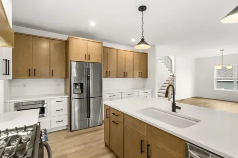 19 Lily Lane Londonderry NH 03053