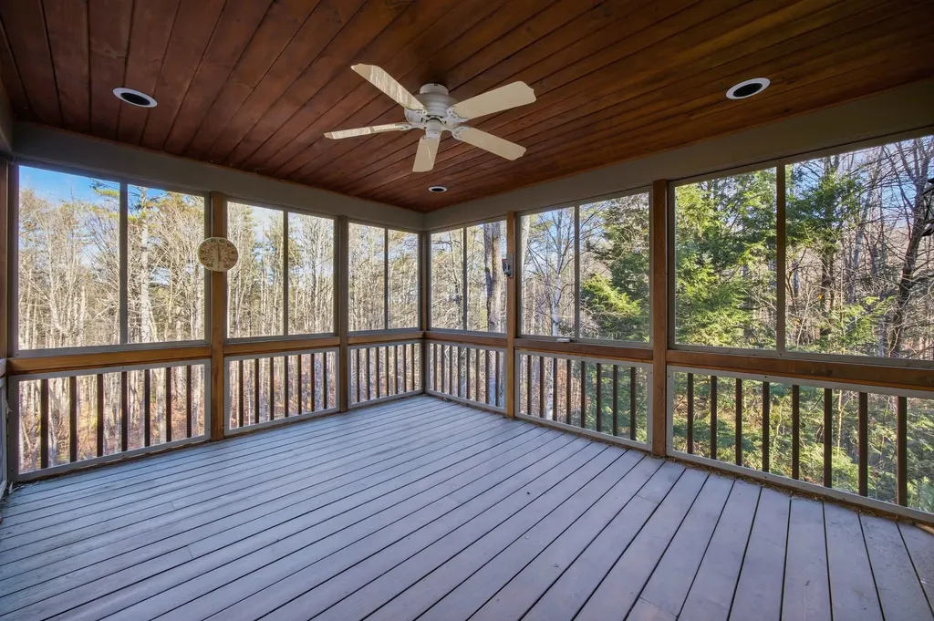 155 Wilder Lane New London NH 03257