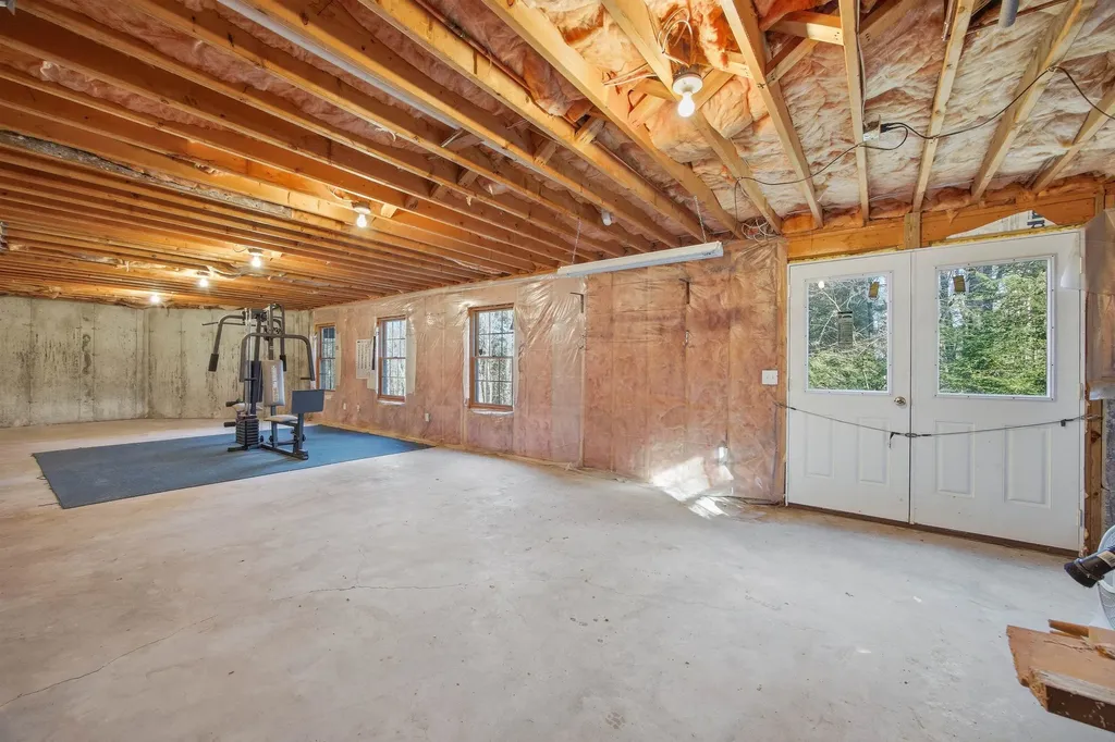 155 Wilder Lane New London NH 03257