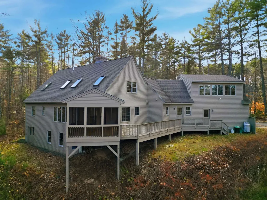 155 Wilder Lane New London NH 03257