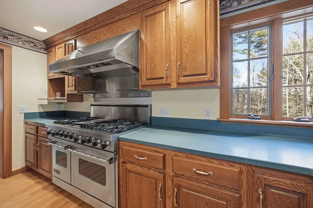 155 Wilder Lane New London NH 03257