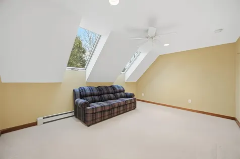 155 Wilder Lane New London NH 03257