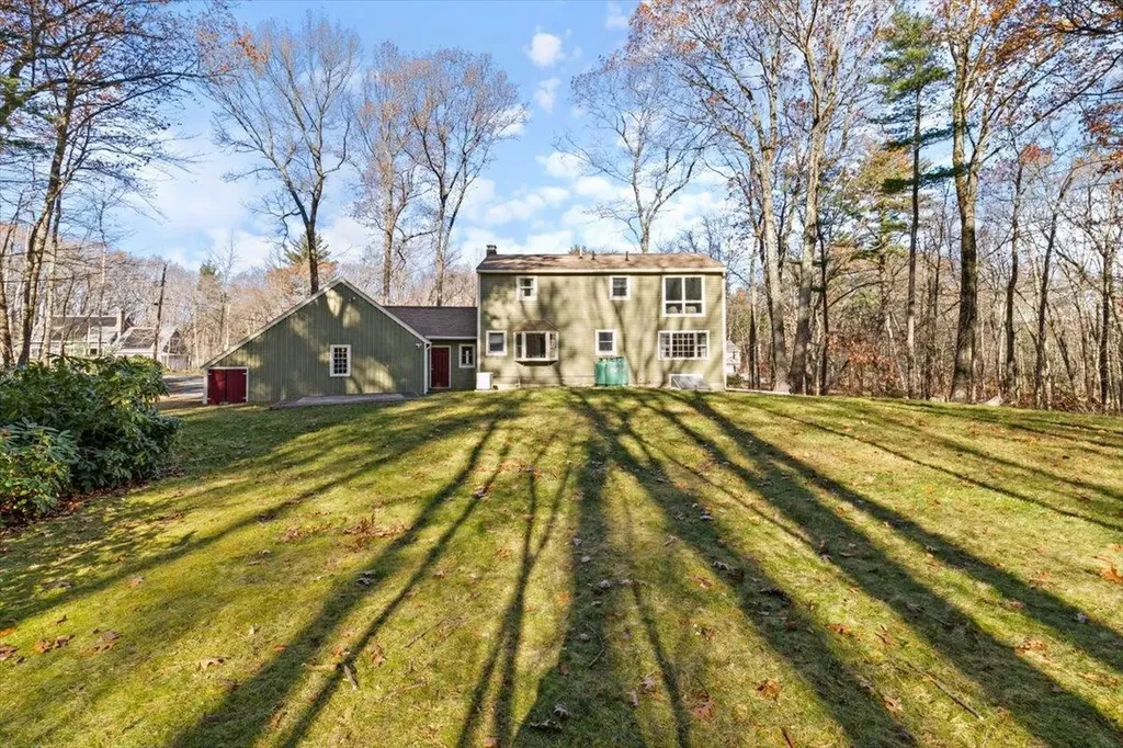 5 Amberwood Drive Atkinson NH 03811