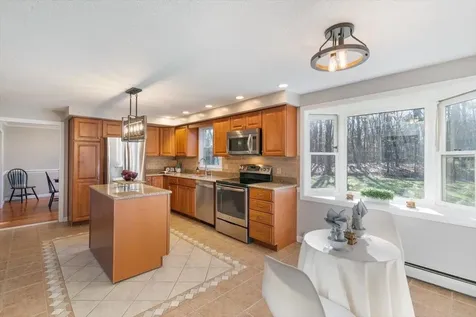 5 Amberwood Drive Atkinson NH 03811