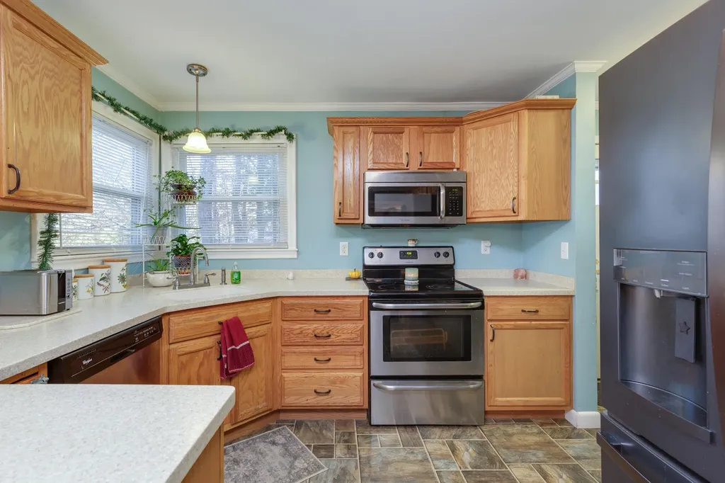 7 Currier Road Concord NH 03301