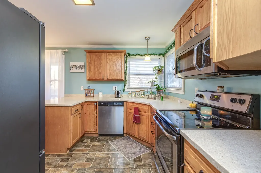 7 Currier Road Concord NH 03301