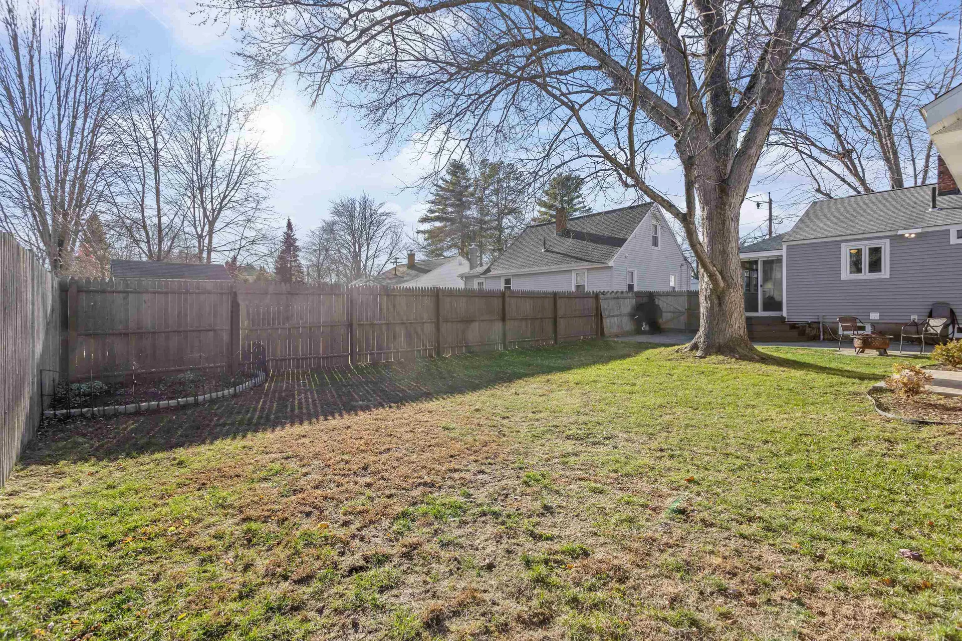 221 Elgin Avenue Manchester NH 03104