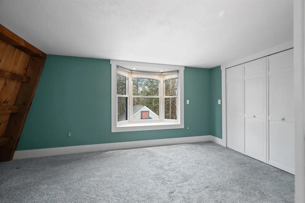 14 About Nothing Lane Barrington NH 03825