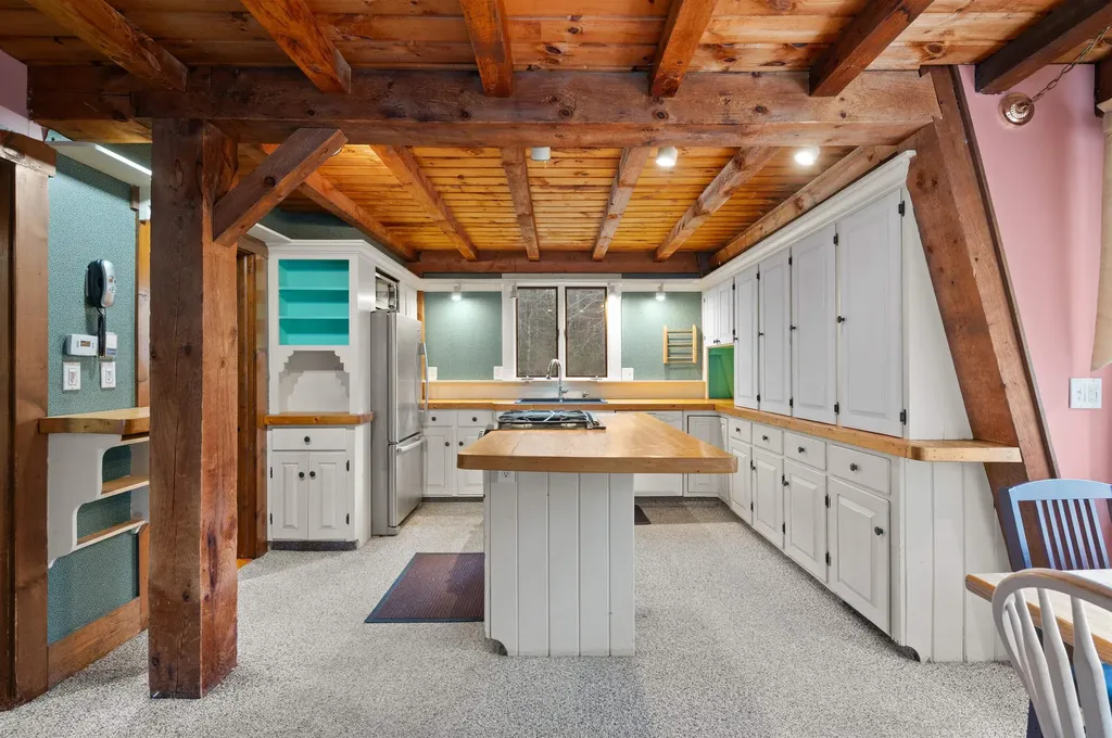 14 About Nothing Lane Barrington NH 03825