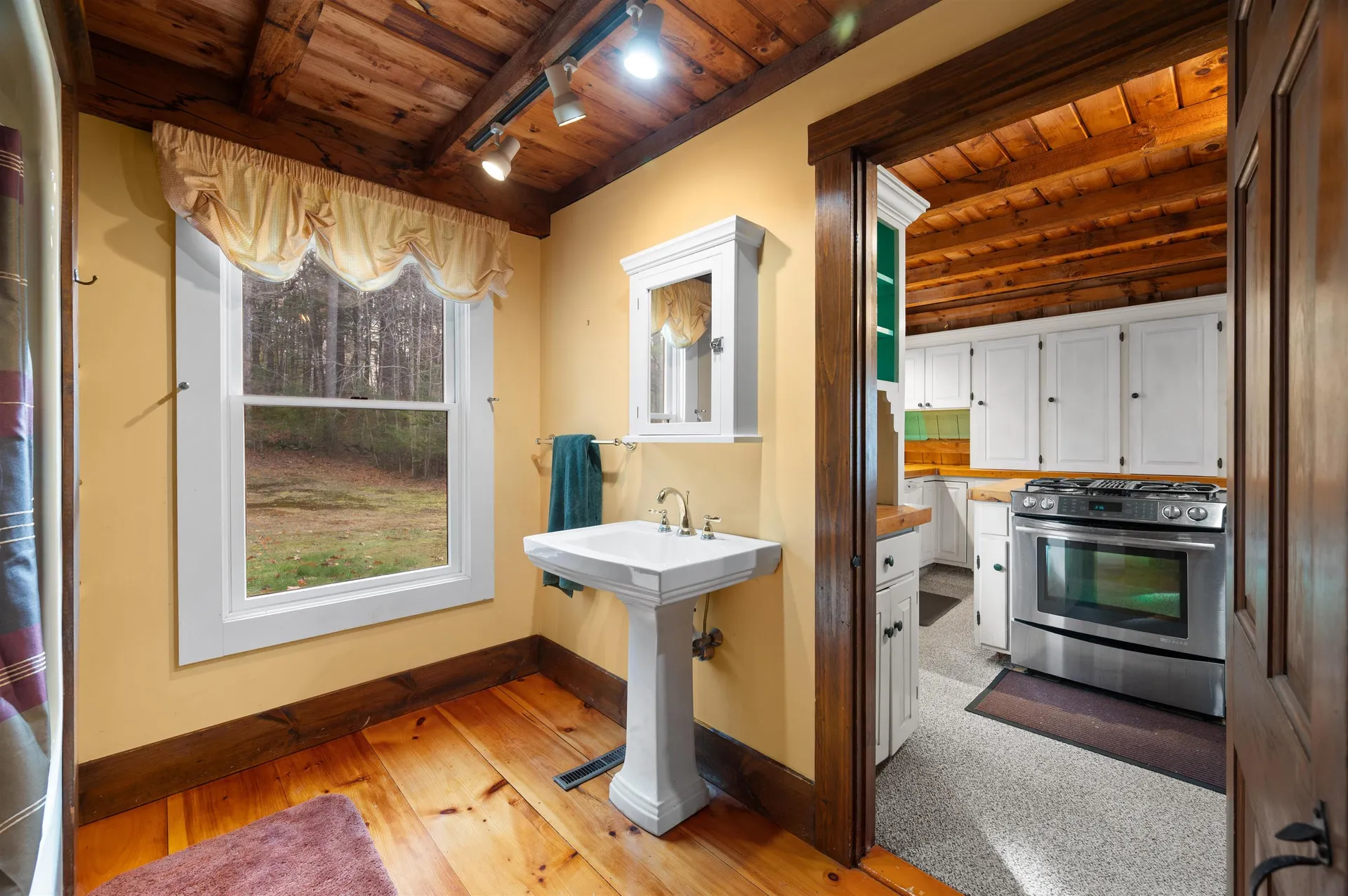 14 About Nothing Lane Barrington NH 03825