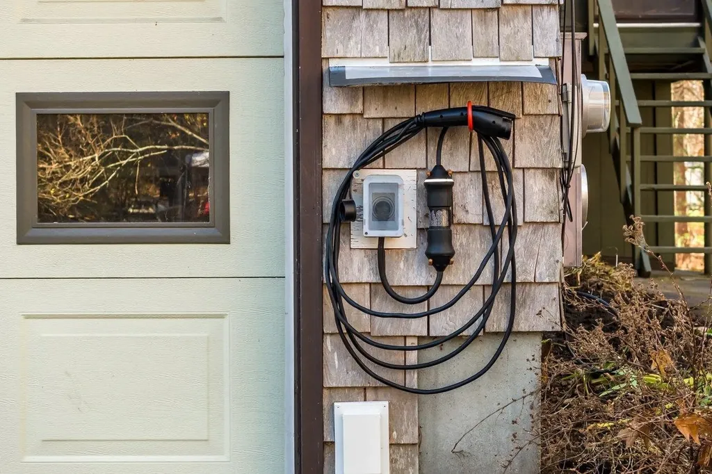 309 Packers Falls Road Durham NH 03824