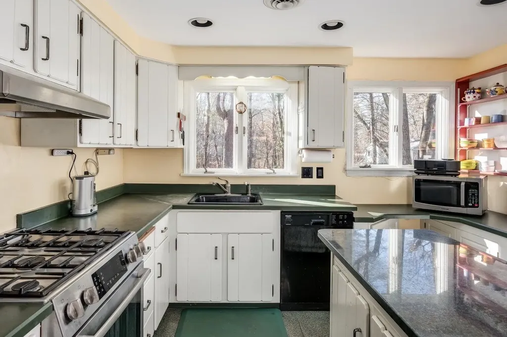 309 Packers Falls Road Durham NH 03824