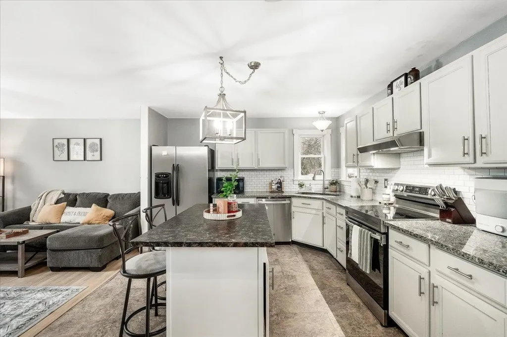 180 Kendall Street Franklin NH 03235