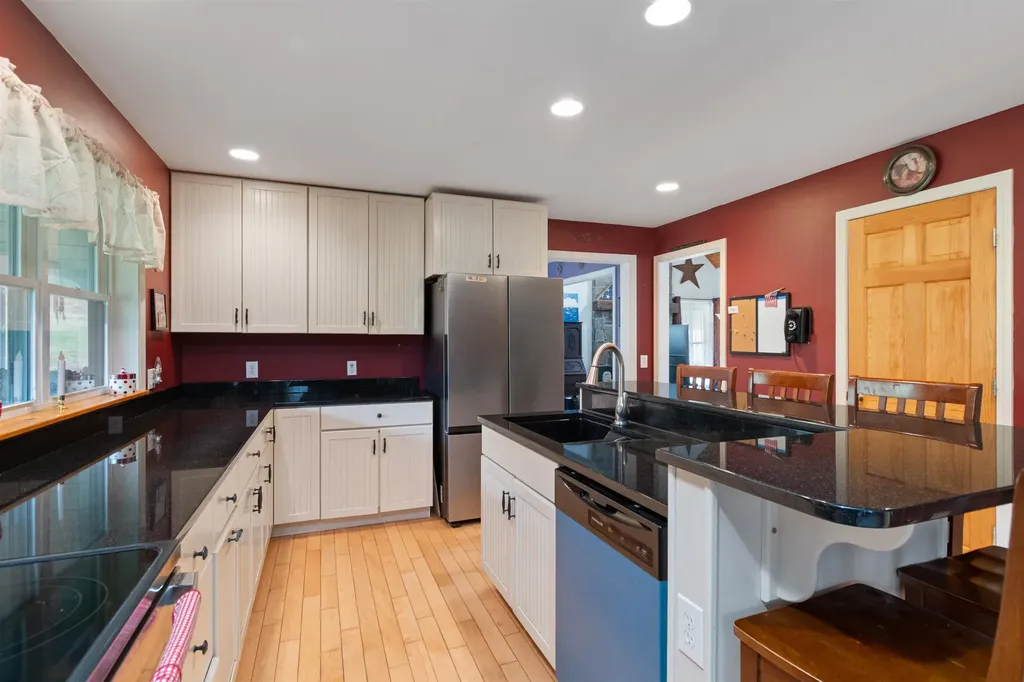 292 Brook Road Chelsea VT 05038