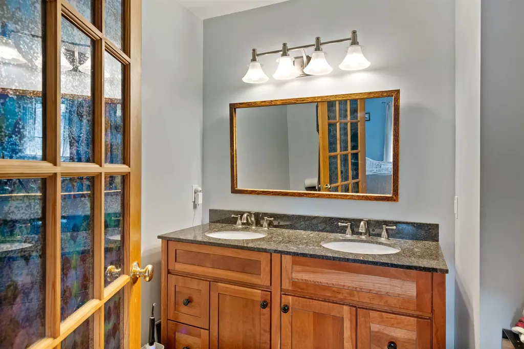 292 Brook Road Chelsea VT 05038