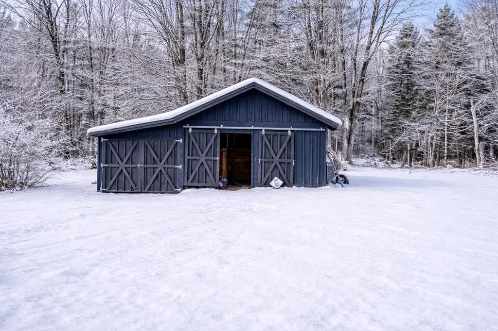 292 Brook Road Chelsea VT 05038