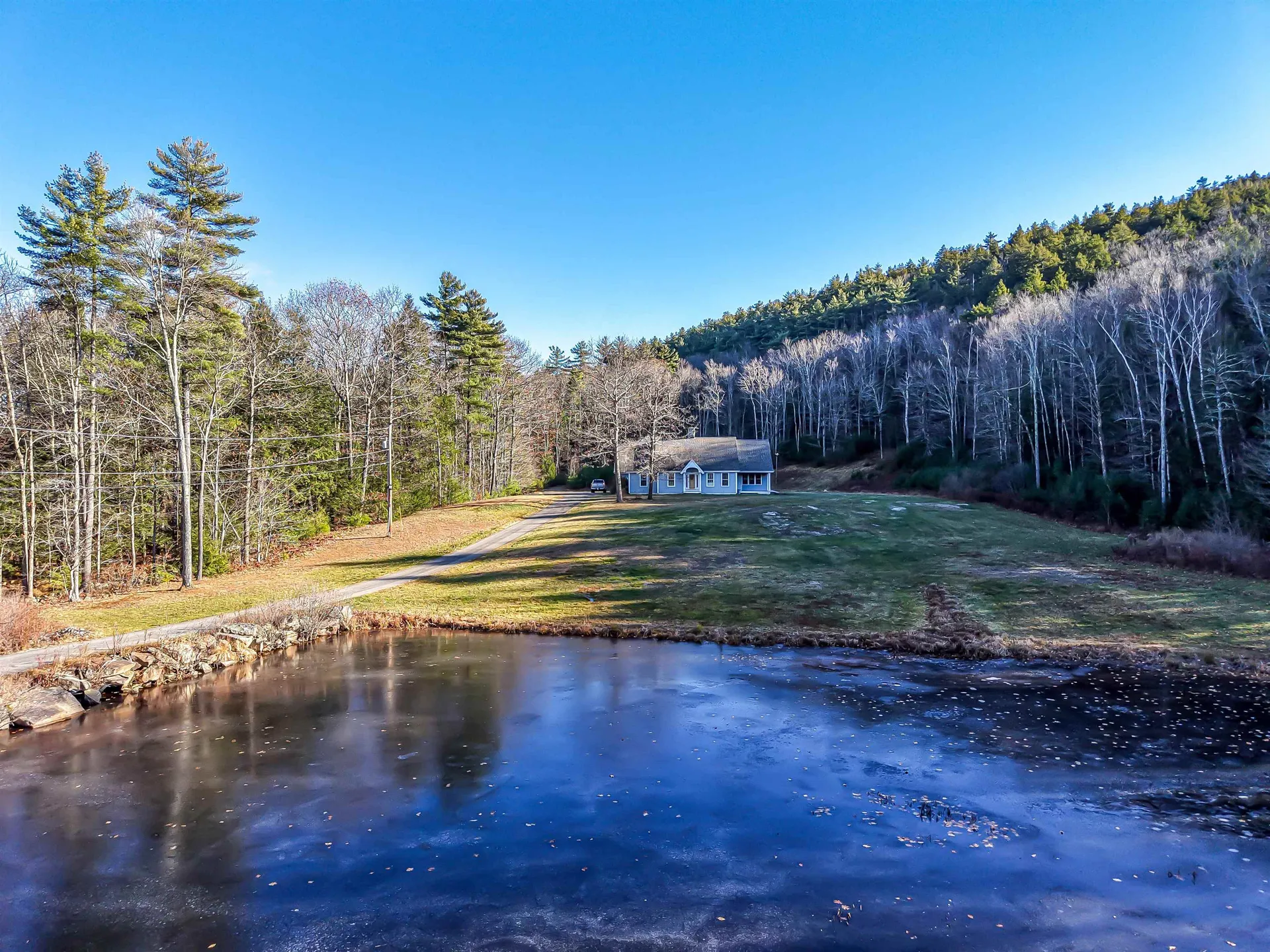 149 Mountain Road Deerfield NH 03037