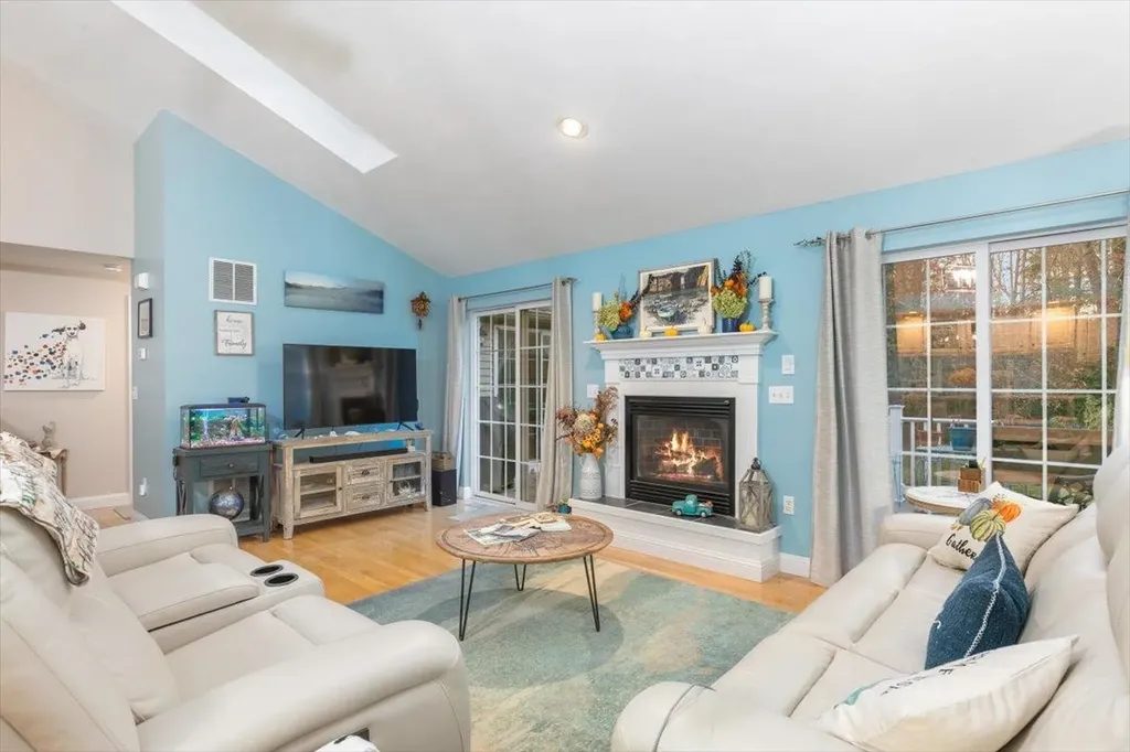 40 Cricket Hill Road East Kingston NH 03827