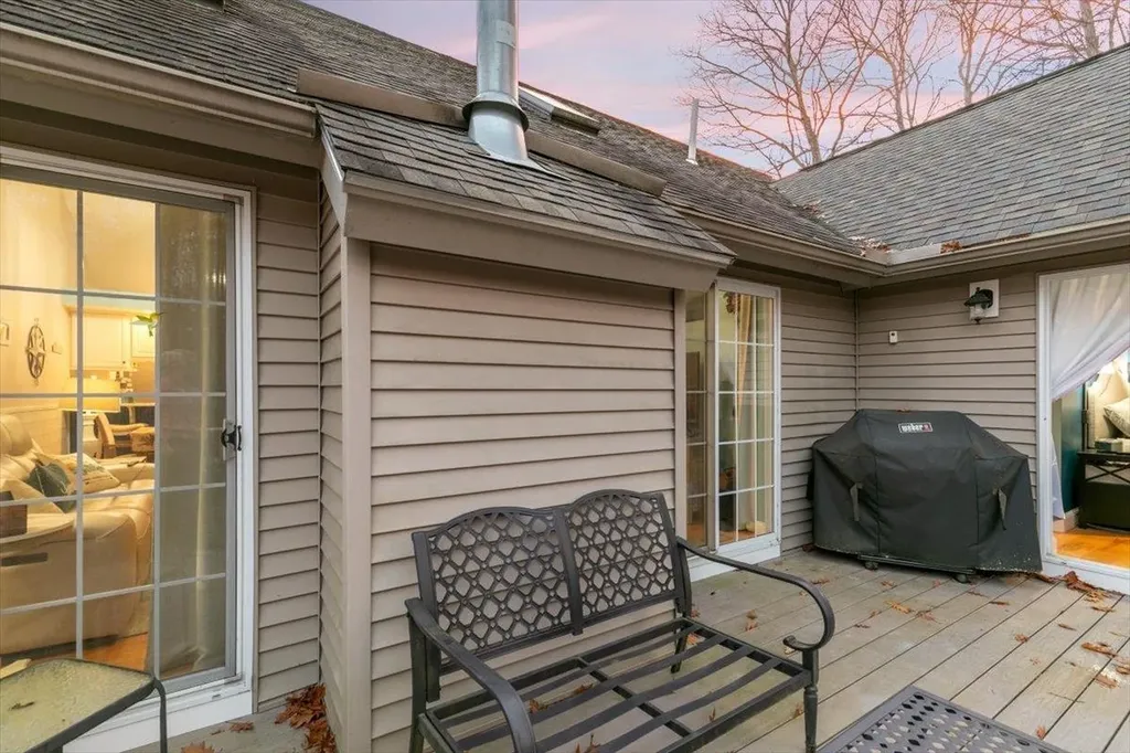 40 Cricket Hill Road East Kingston NH 03827