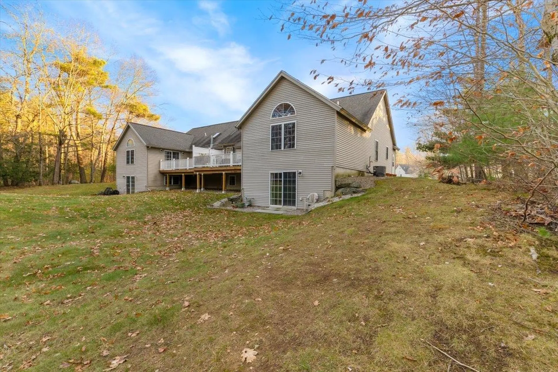 40 Cricket Hill Road East Kingston NH 03827