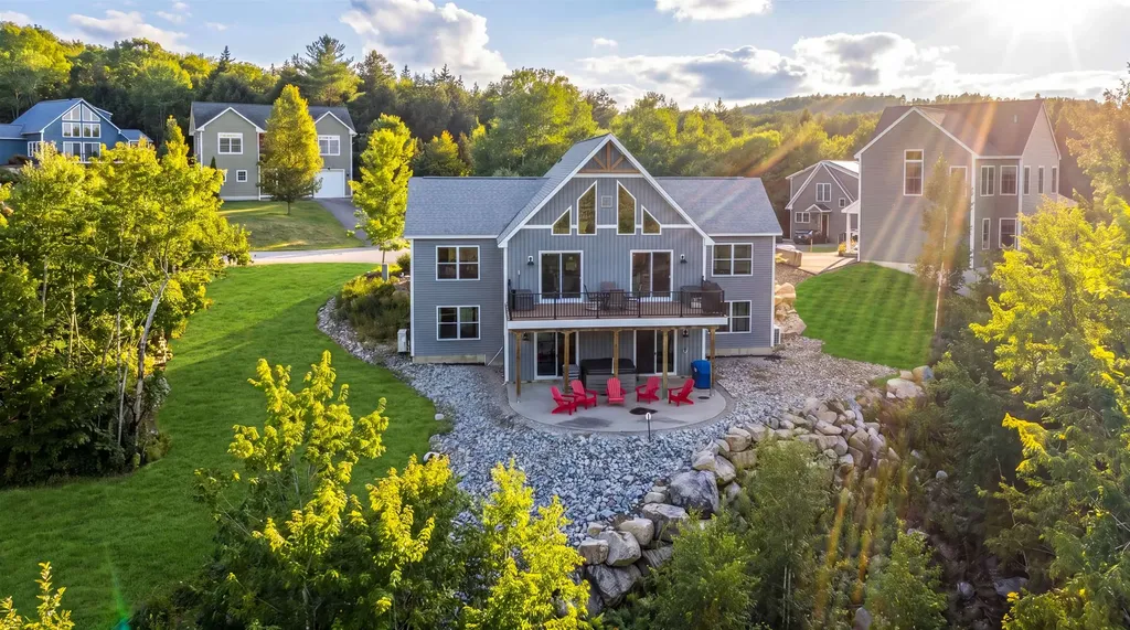 17 Highwoods Drive Bartlett NH 03812