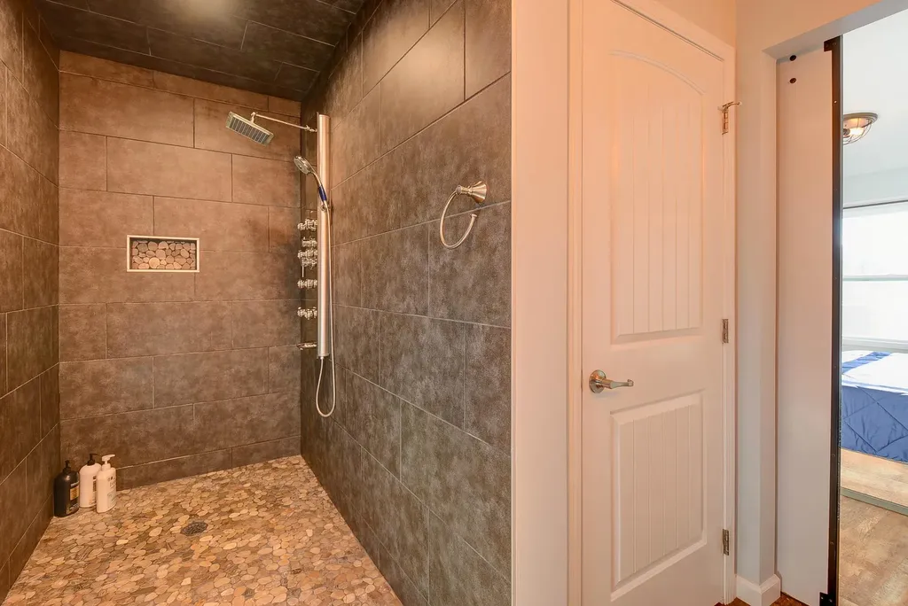 17 Highwoods Drive Bartlett NH 03812