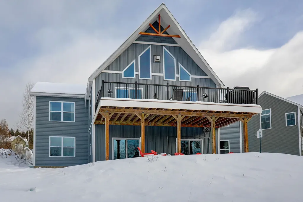 17 Highwoods Drive Bartlett NH 03812