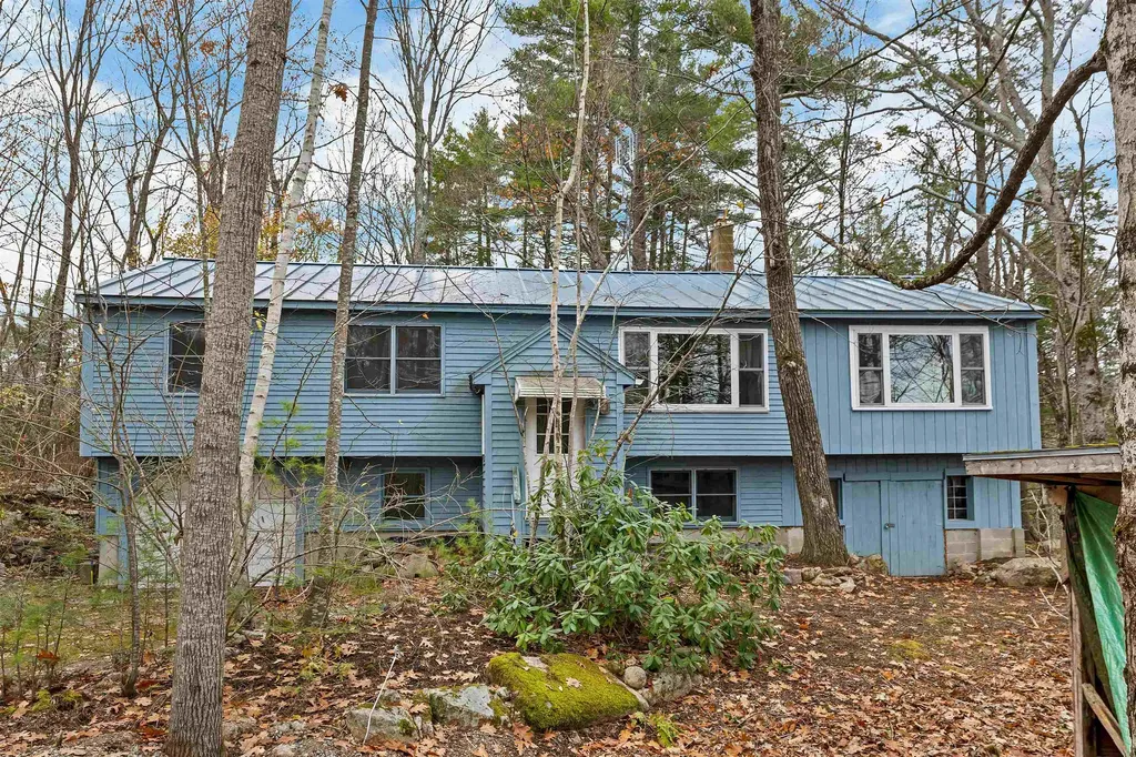 154 Mountain Road Deerfield NH 03037