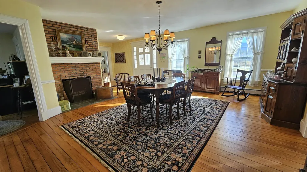 3763 Vt 109 Cambridge VT 05492