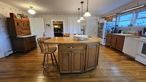 3763 Vt 109 Cambridge VT 05492