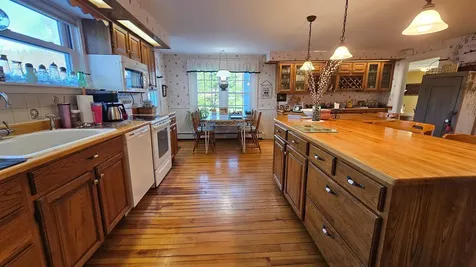 3763 Vt 109 Cambridge VT 05492