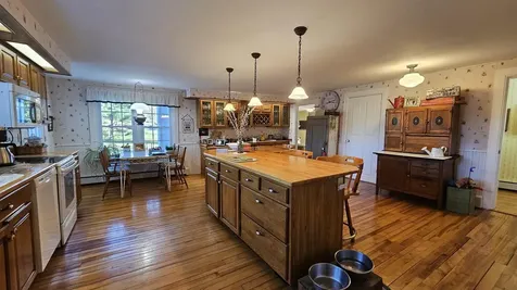 3763 Vt 109 Cambridge VT 05492