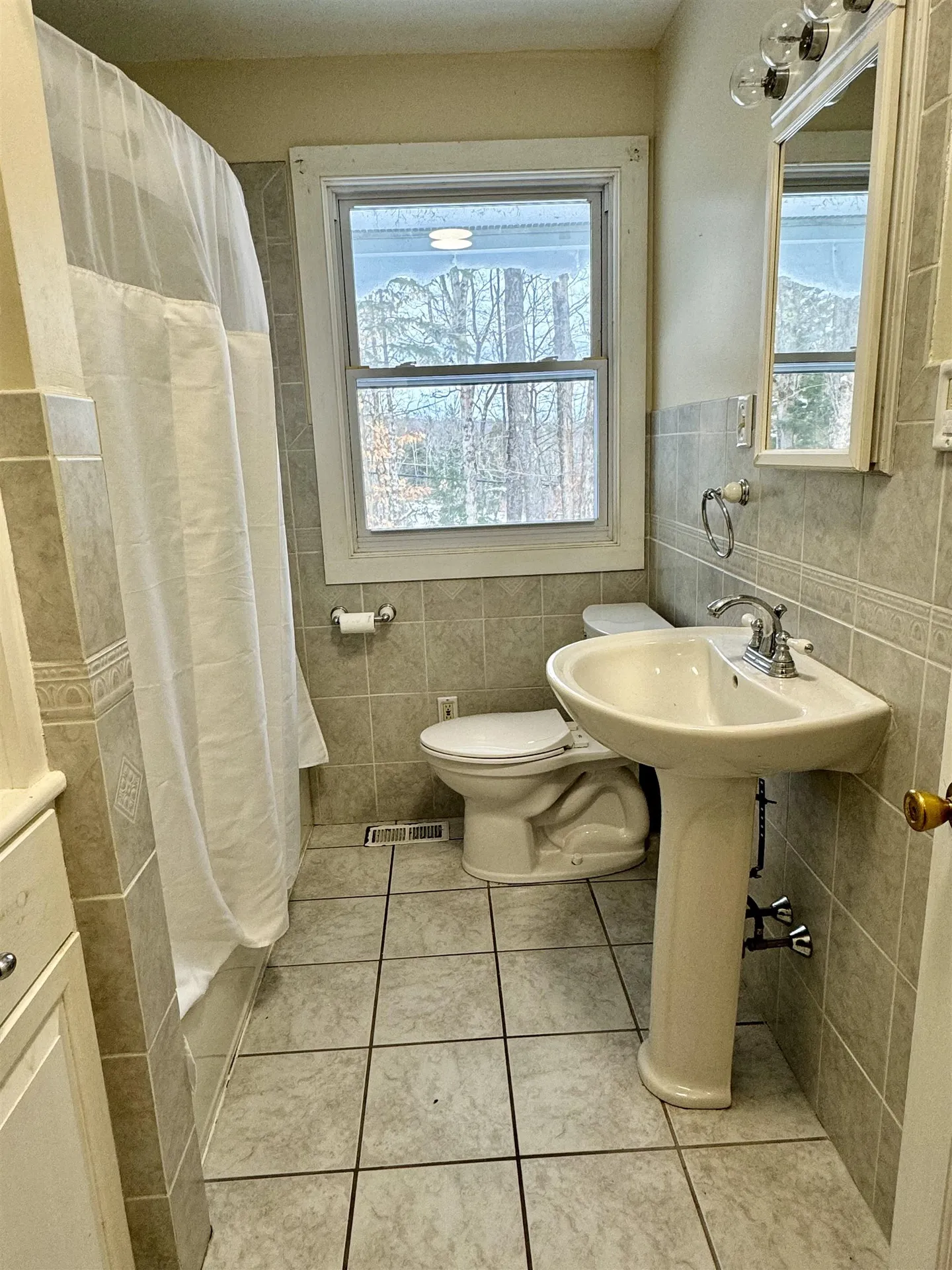 11 Sugarwood Lane Grantham NH 03753