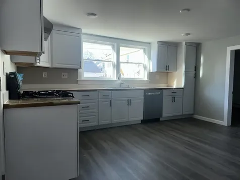 60 Whitney Street Nashua NH 03064