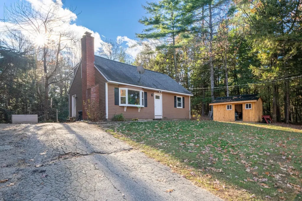 143 Tanglewood Drive Henniker NH 03242