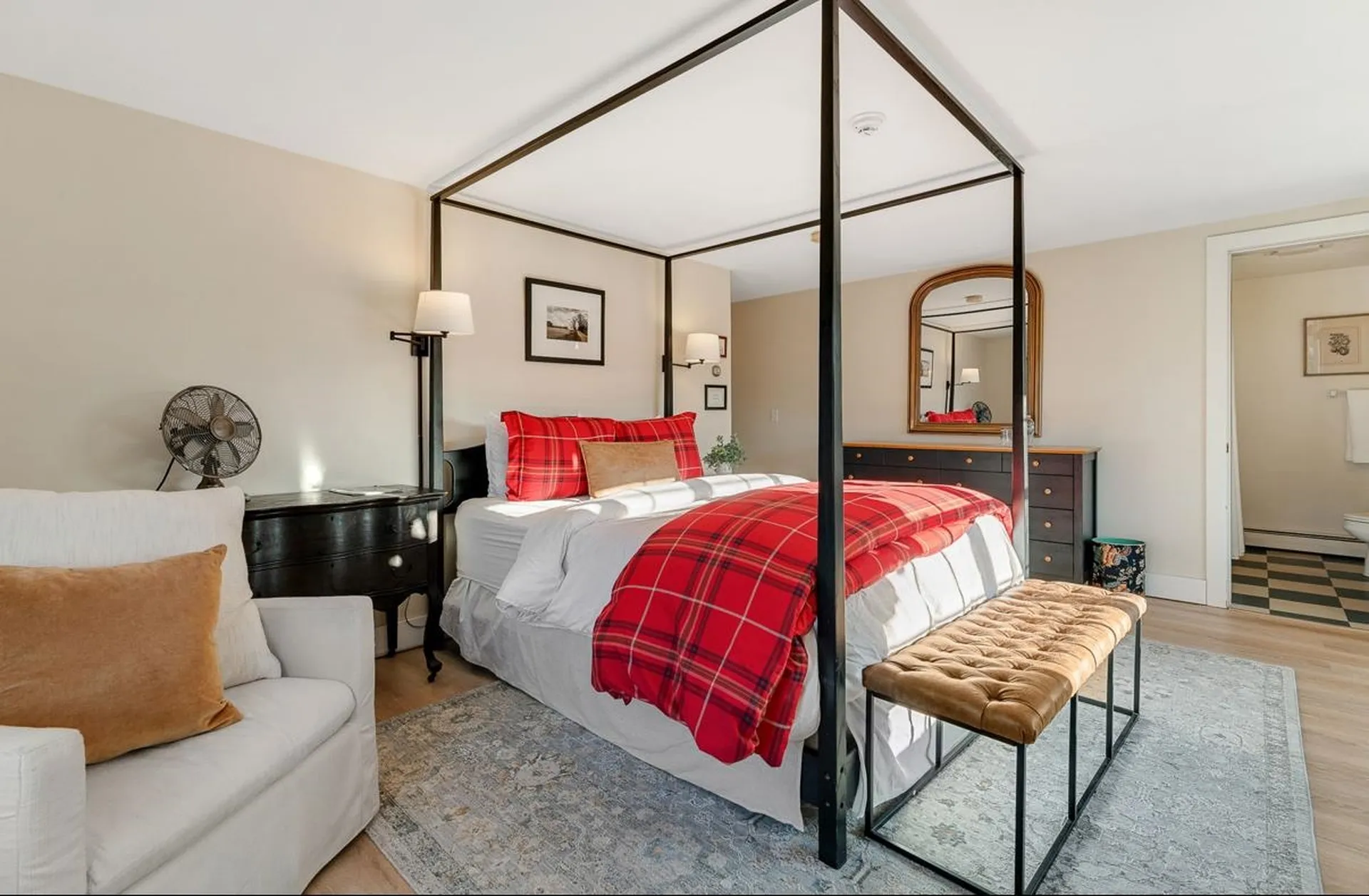 54 Red Clover Lane Mendon VT 05701