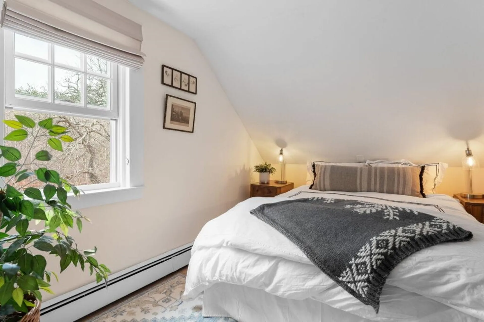 54 Red Clover Lane Mendon VT 05701