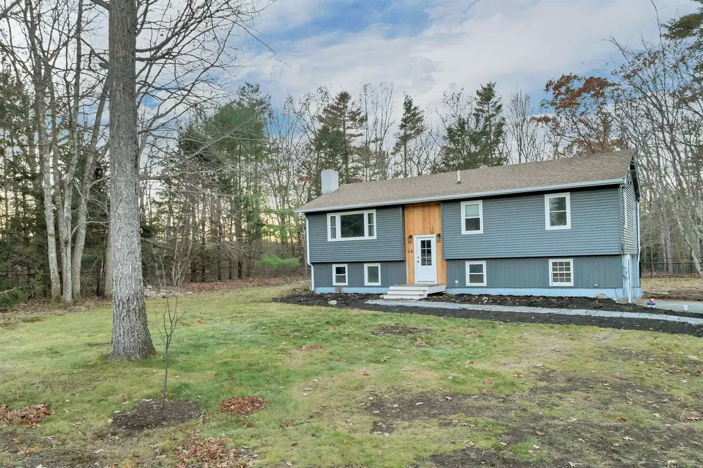48 Candlestick Lane Barrington NH 03825