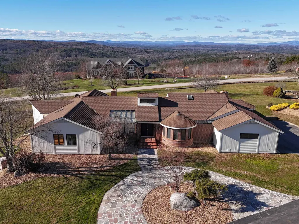 43 Sterling Place Bow NH 03044