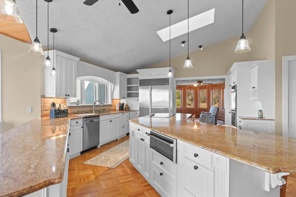 43 Sterling Place Bow NH 03044