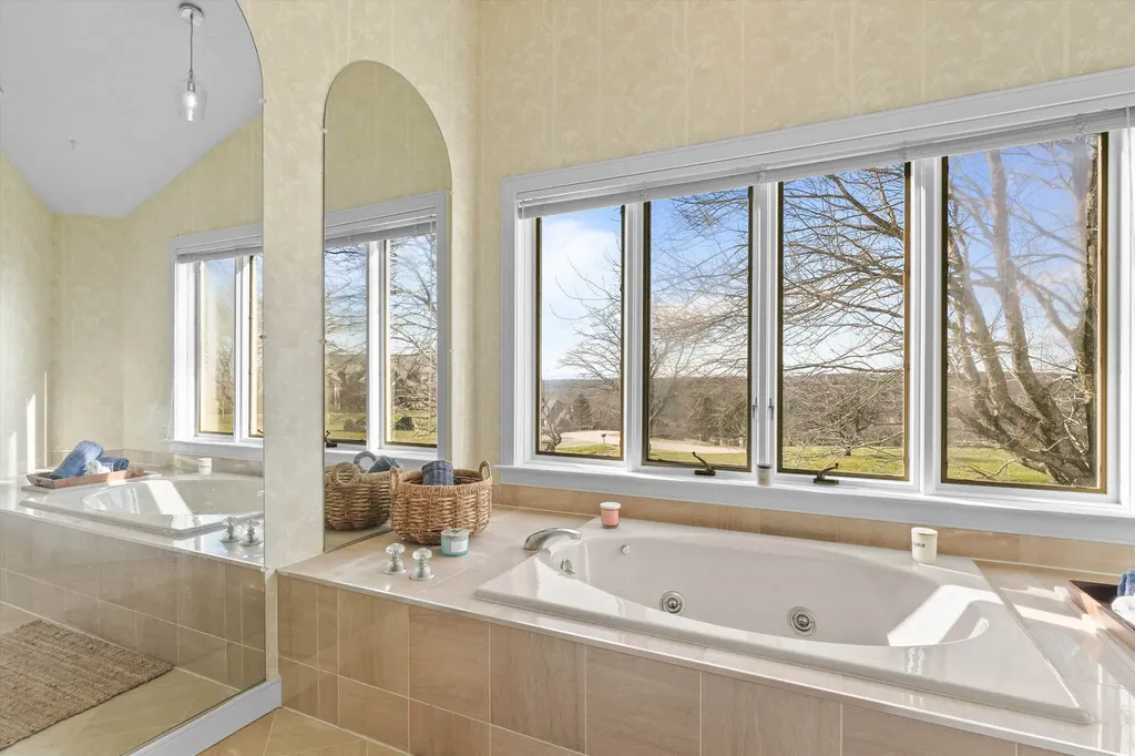 43 Sterling Place Bow NH 03044