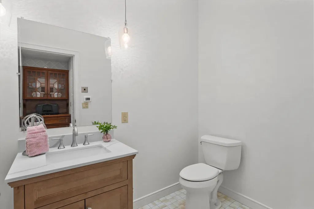 43 Sterling Place Bow NH 03044