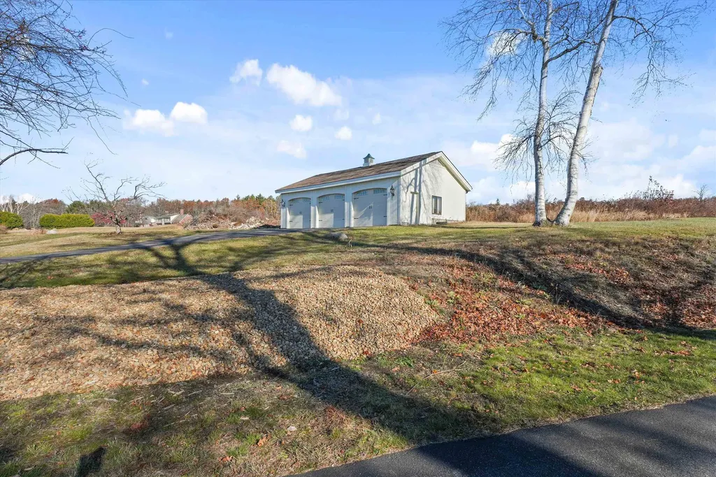 43 Sterling Place Bow NH 03044