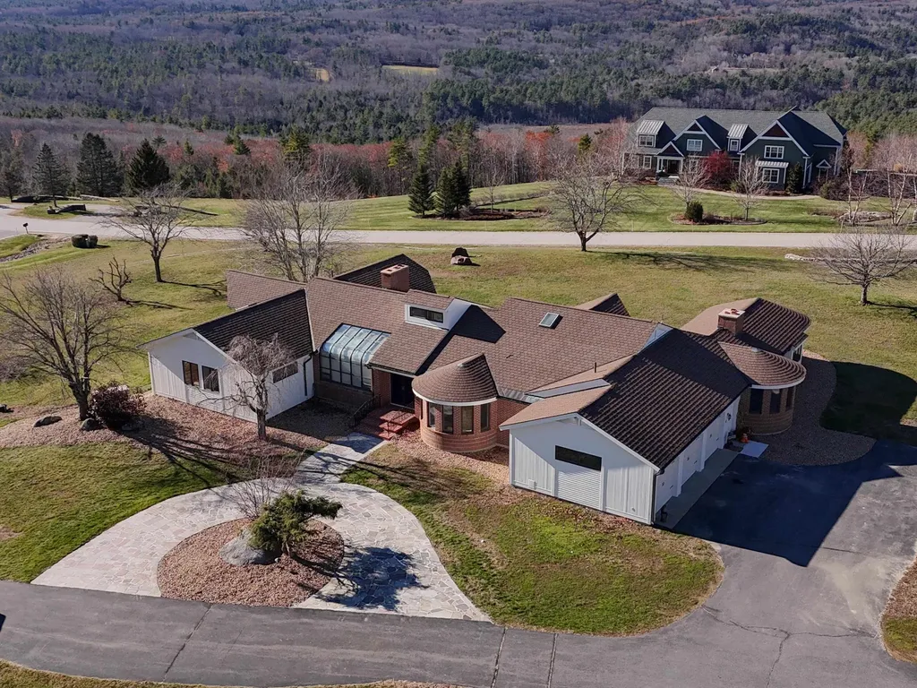 43 Sterling Place Bow NH 03044
