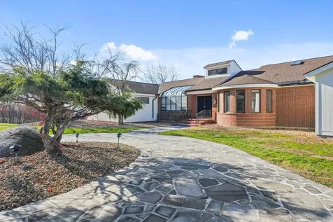 43 Sterling Place Bow NH 03044