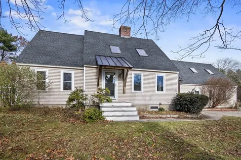 36 Downs Avenue Greenland NH 03840