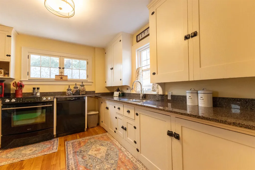 93 Myrtle Street Claremont NH 03743