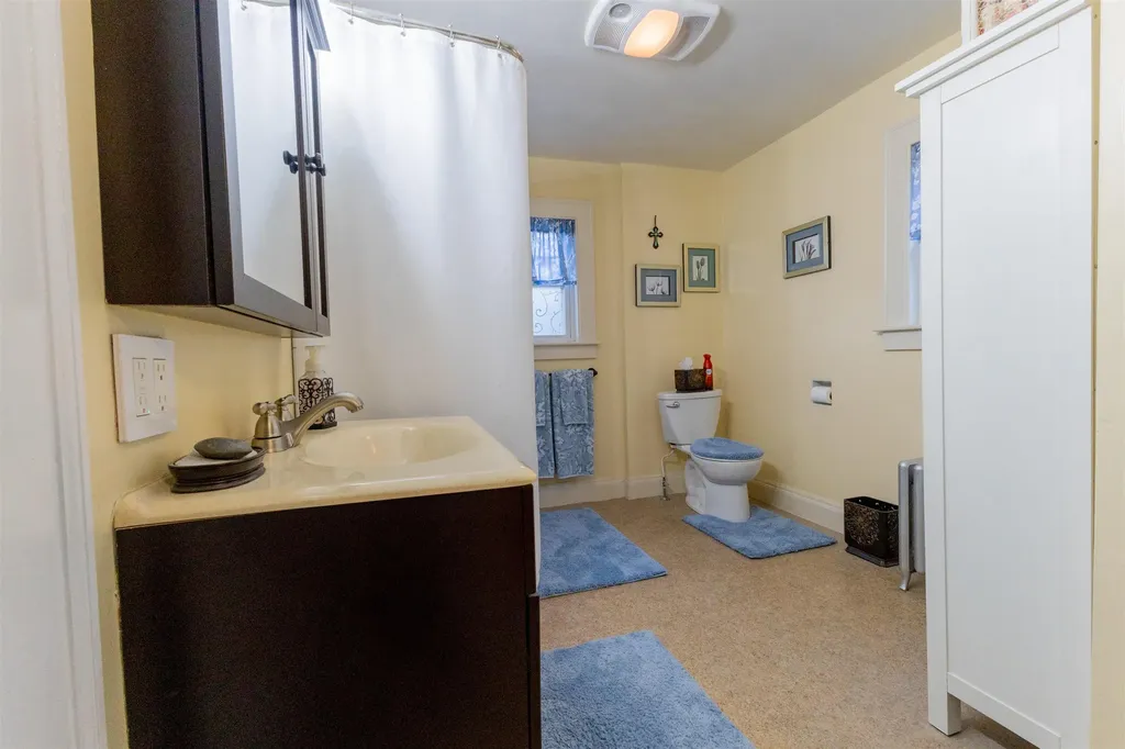 93 Myrtle Street Claremont NH 03743