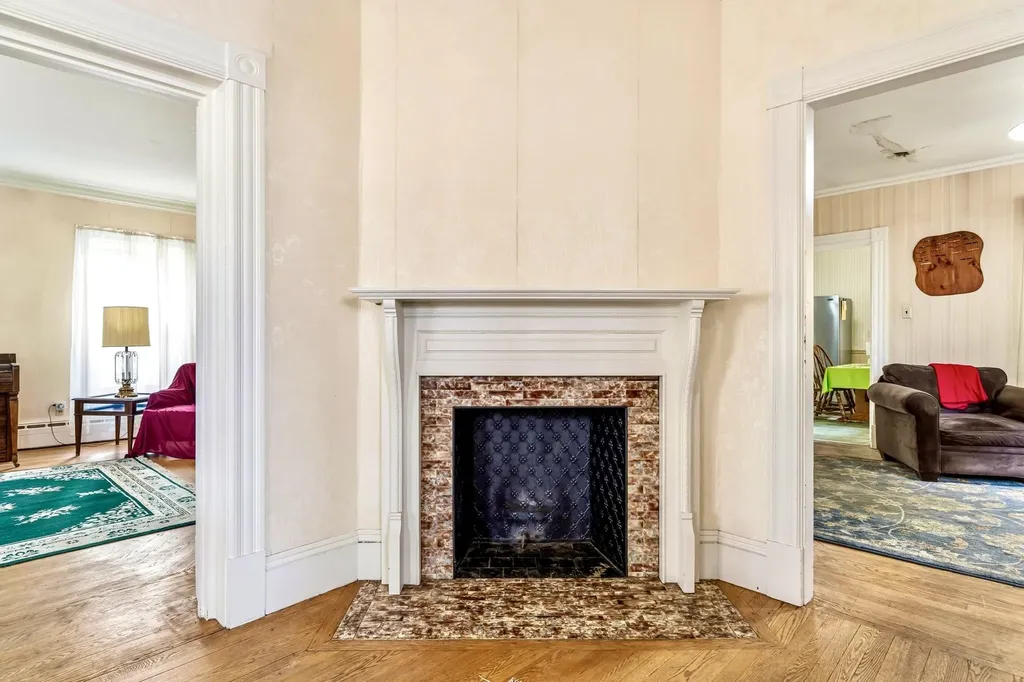 939 Union Street Manchester NH 03104